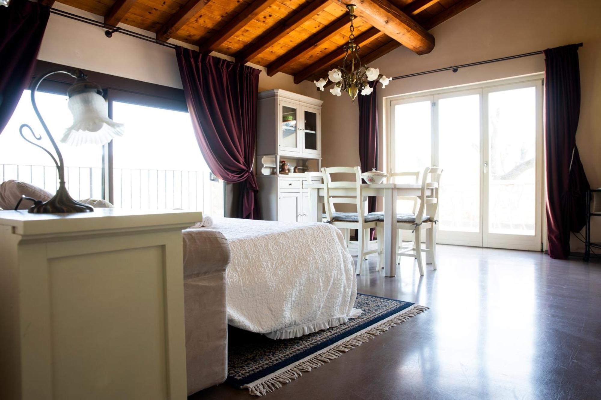 Corte Dei Soavi Suites - Apartments Soave  Bagian luar foto